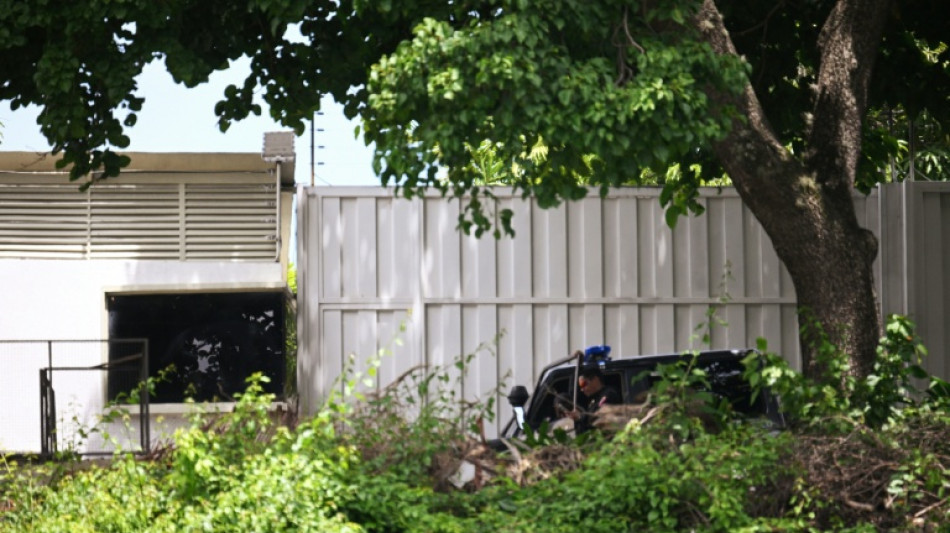 Opositores venezuelanos deixam ref&uacute;gio na embaixada argentina