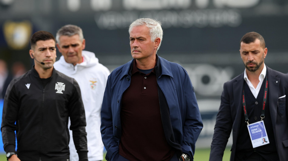 Mourinho-Real accordo in sospeso, il tecnico aveva gi&agrave; chiesto rinforzi
