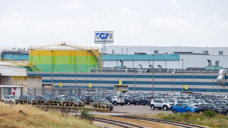 Fiom, a Stellantis Melfi altri 500 incentivi all'esodo