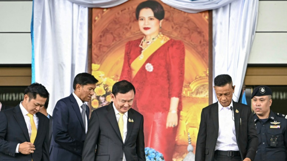Absuelven al ex primer ministro tailand&eacute;s Thaksin en un juicio por insultar a la monarqu&iacute;a
