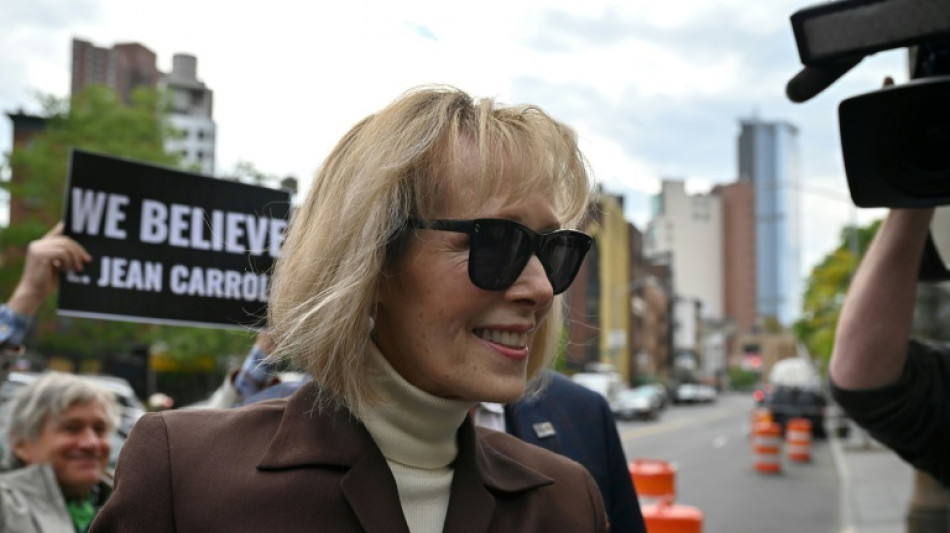 Le jury d&eacute;lib&egrave;re au proc&egrave;s civil o&ugrave; Donald Trump est accus&eacute; de viol