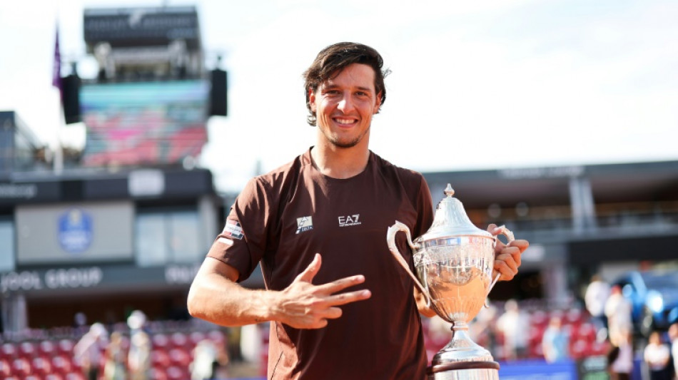 Luciano Darderi vence Jesper De Jong e &eacute; campe&atilde;o do ATP 250 de Bastad