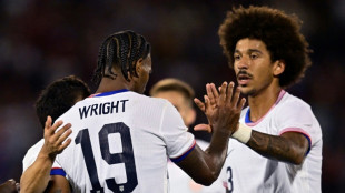 Wright's two goals lift USA over Australia 2-1