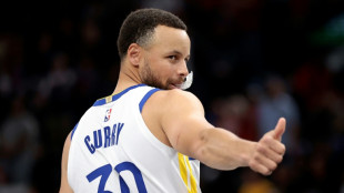 NBA: Curry &eacute;limine les Clippers de la course aux play-offs