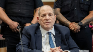 Tens&otilde;es entre membros do j&uacute;ri de Weinstein geram medo de bloqueio do julgamento