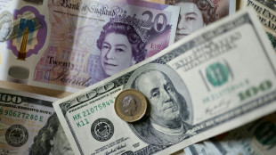 La libra esterlina repunta tras caer a un m&iacute;nimo hist&oacute;rico en la v&iacute;spera
