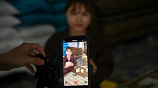 Cansados de la f&aacute;brica, j&oacute;venes vietnamitas se pasan al comercio en l&iacute;nea