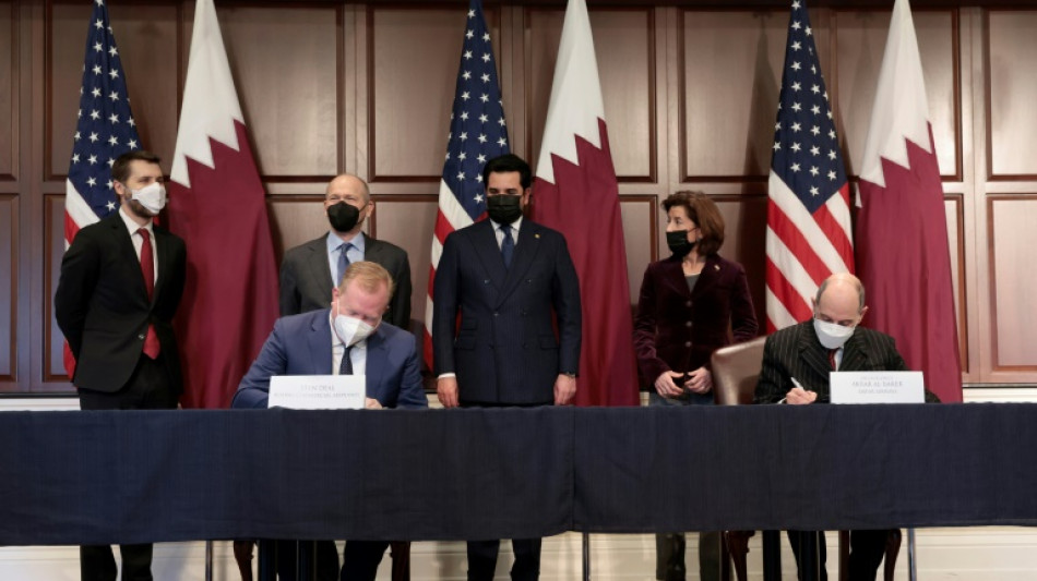 Boeing lanza versi&oacute;n del carguero 777X con un megapedido de Qatar Airways