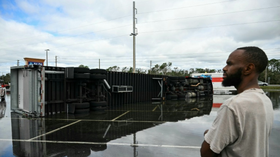 Vier Tote durch Sturm "Isaias" in den USA - Hurrikan "Simon" steuert auf Mexiko zu
