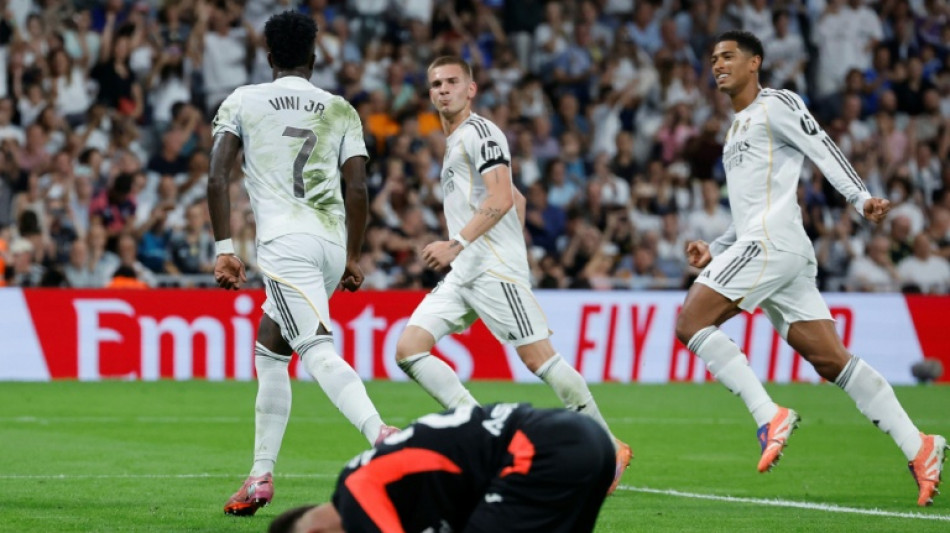 Vinicius double helps Real Madrid beat Villarreal