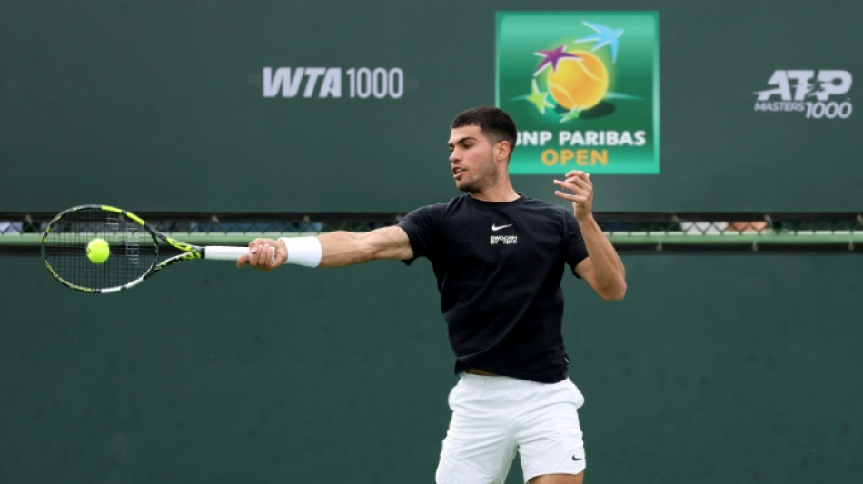 Alcaraz tem vit&oacute;ria tranquila na estreia no Masters 1000 de Indian Wells
