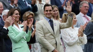 Wimbledon: le roi Federer intronis&eacute; dans le royal box