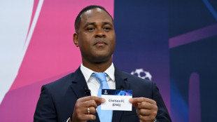 Patrick Kluivert n&atilde;o &eacute; mais t&eacute;cnico do clube turco Adana Demirspor