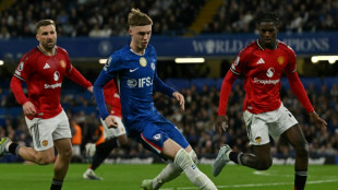 Angleterre: Chelsea l&acirc;che prise, Tottenham encore frustr&eacute;&nbsp;