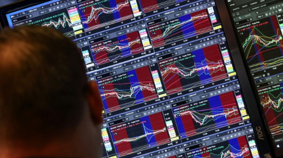 Wall Street ouvre en hausse, les résultats d'entreprises dans le viseur