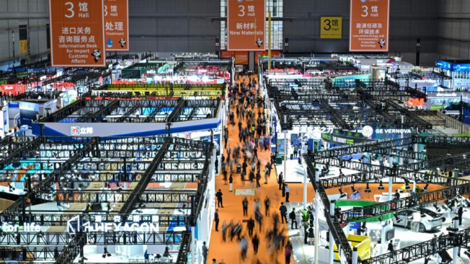 Las exportaciones chinas caen un 1,1% en octubre, por debajo de lo previsto