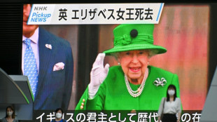 Mort d'Elizabeth II: dans les m&eacute;dias, gare &agrave; l'overdose
