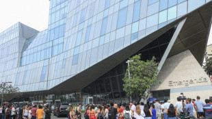 Autoridades peruanas investigam vazamento de dados m&eacute;dicos de Shakira