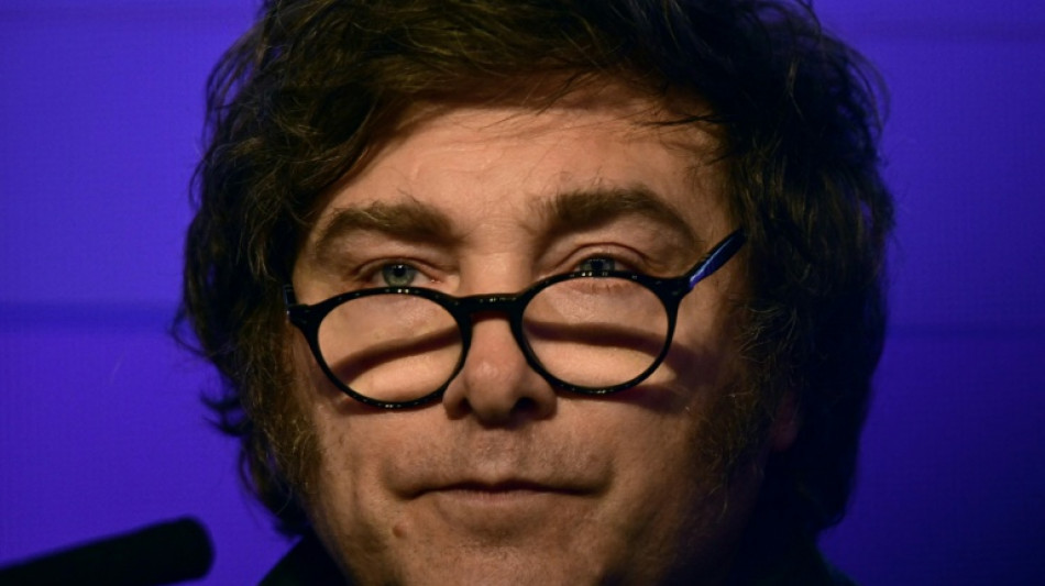 Milei dice que su programa económico no cambiará tras la derrota electoral