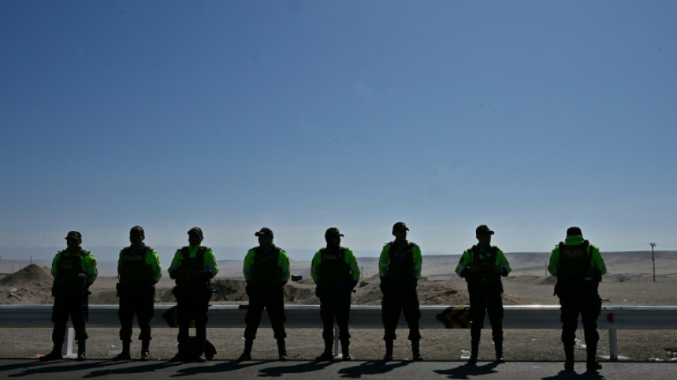 Pré-candidato à Presidência do Peru sai ileso de ataque a tiros