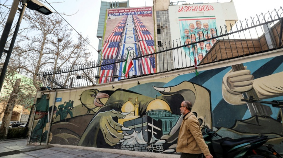 Ir&atilde; alerta que 'amea&ccedil;as' dos EUA s&oacute; provocar&atilde;o 'instabilidade' na regi&atilde;o