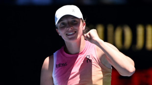 Swiatek atropela Raducanu e vai &agrave;s oitavas do Aberto da Austr&aacute;lia