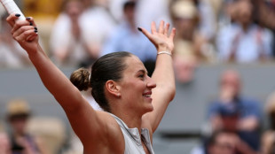 Swiatek, quatro vezes campe&atilde; de Roland Garros, &eacute; eliminada por Marta Kostyuk nas oitavas