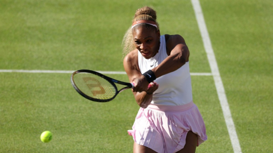 Aos 44 anos, Serena Williams volta &agrave;s quadras com vit&oacute;ria em jogo de duplas em Queen's