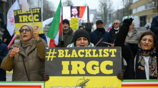 Ir&aacute;n amenaza con bombardear bases y portaviones de EEUU si es atacado