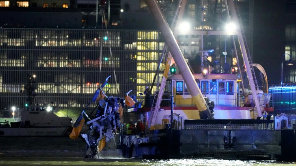 Sechs Tote bei Hubschrauberabsturz in Fluss Hudson in New York