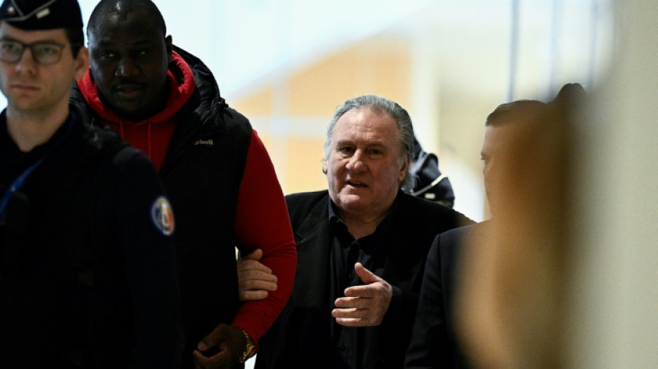 Anklage fordert in Missbrauchsprozess gegen Depardieu 18 Monate auf Bew&auml;hrung