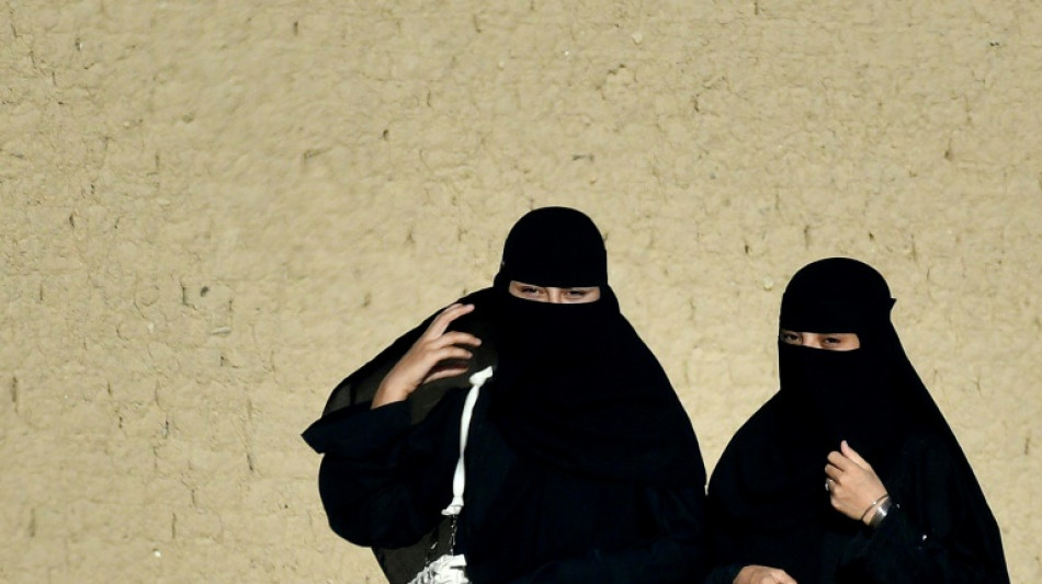 Assembleia Geral da ONU denuncia 'segrega&ccedil;&atilde;o' de mulheres no Afeganist&atilde;o