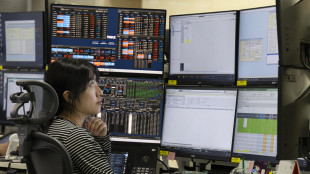 Borsa: l'Asia chiude in ordine sparso, lente sul Medio Oriente