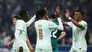 Com hat-trick de Olise, Fran&ccedil;a vence Irlanda do Norte (3-1) em amistoso