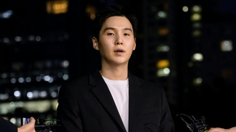 El último miembro del grupo de K-pop BTS termina su servicio militar