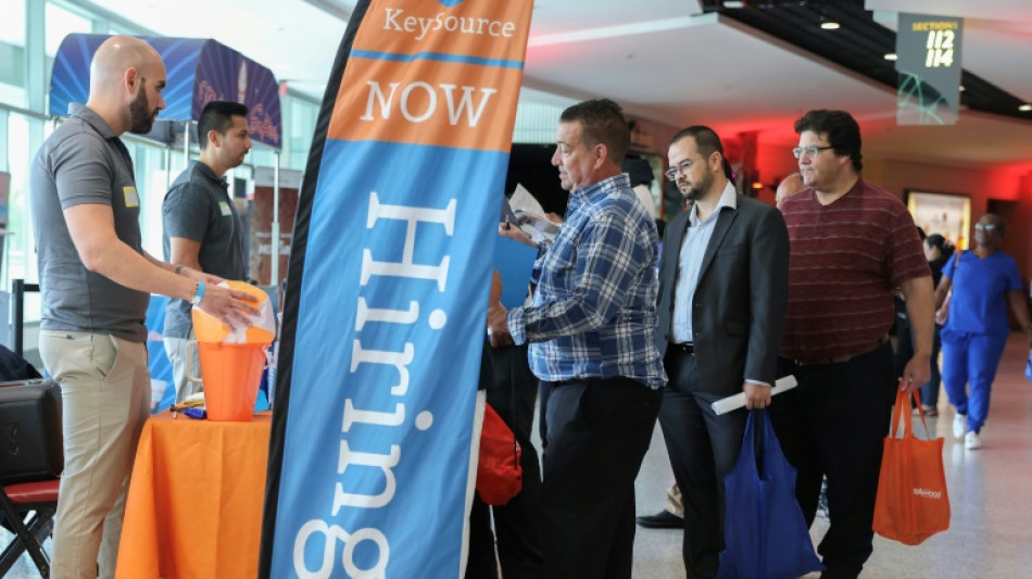 Cria&ccedil;&atilde;o de empregos supera previs&otilde;es nos EUA