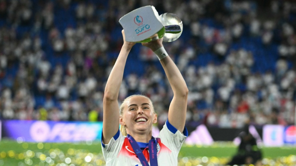 "Emotionale Momente": Kelly nach EM-Triumph ger&uuml;hrt