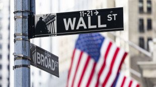 Wall Street peggiora su ipotesi escalation in Iran, Dj -0,91%, Nasdaq -1,38%