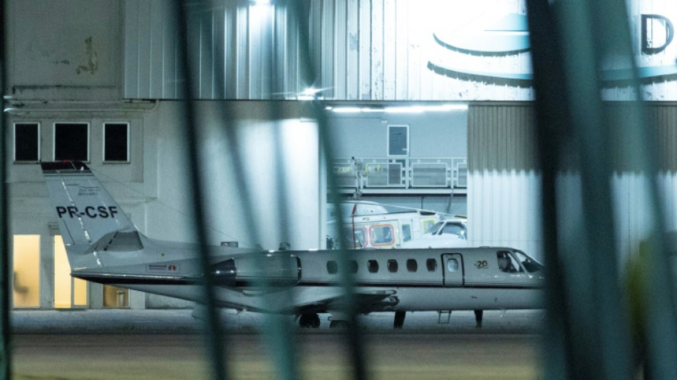 Bolsonaro é operado em Brasília por obstrução intestinal