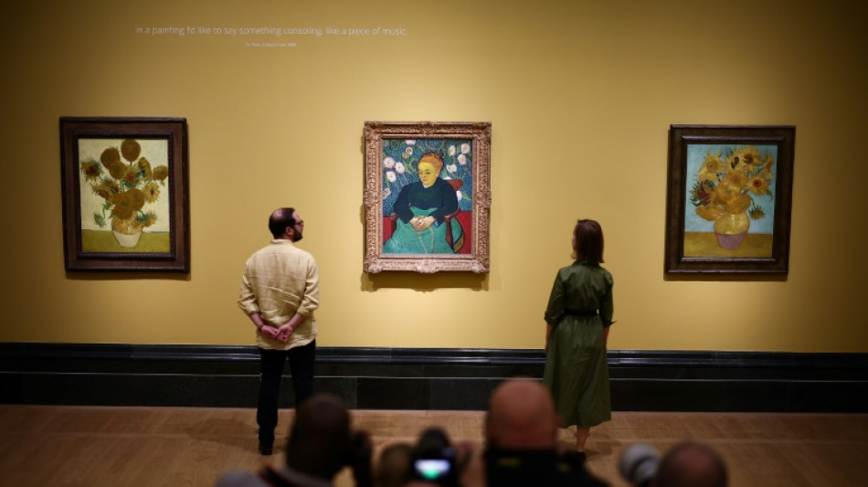 'Girass&oacute;is' de Van Gogh em forma de tr&iacute;ptico ser&atilde;o exibidos em Londres