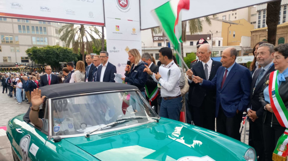 Auto: parte da Palermo la Targa Florio numero 109