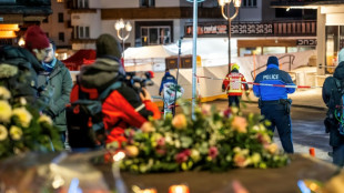 Dozens killed in fire at Swiss ski resort New Year party