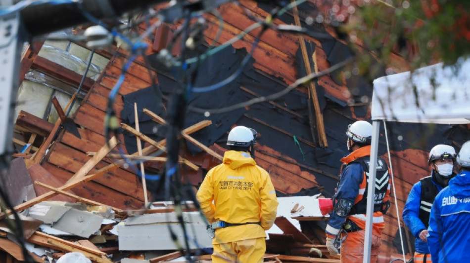 Japon: 110 morts dans le s&eacute;isme du Nouvel An, la m&eacute;t&eacute;o complique les recherches