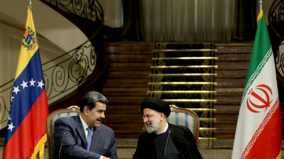 Venezuela e Ir&aacute;n sellan acuerdo de cooperaci&oacute;n de 20 a&ntilde;os