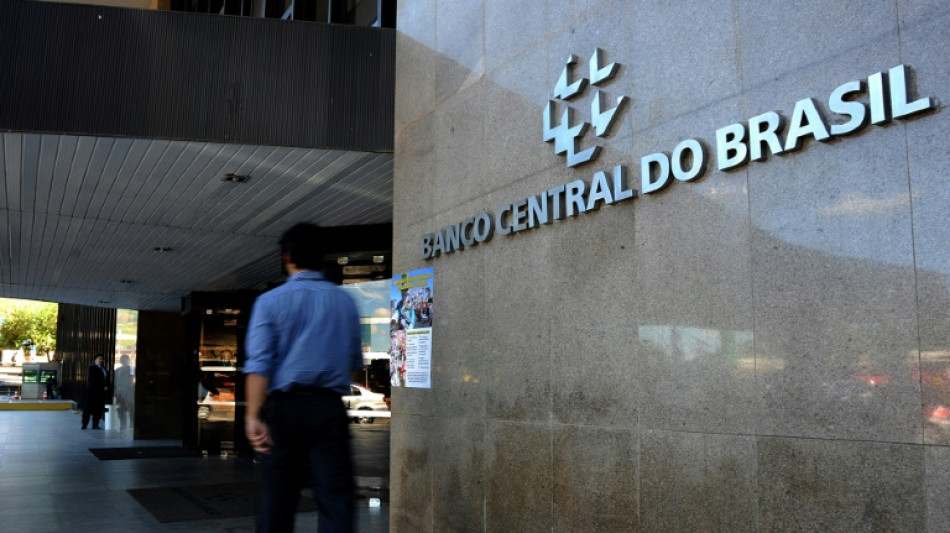 Banco Central de Brasil sube tasa de inter&eacute;s 0,5 puntos porcentuales a 13,25%