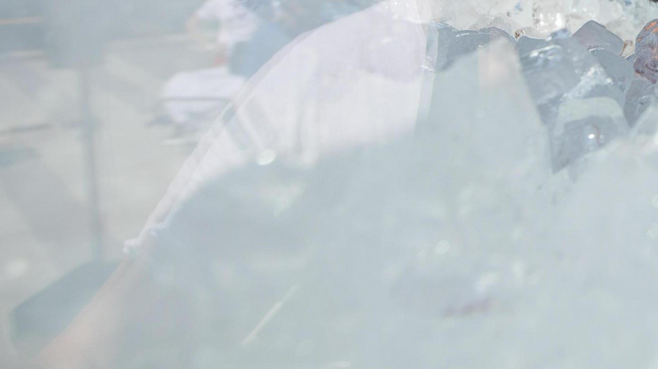 Scoperto il ghiaccio che congela a temperatura ambiente