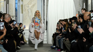 Investigan en Francia la anulaci&oacute;n de un concierto de un icono LGTB+ en una antigua iglesia