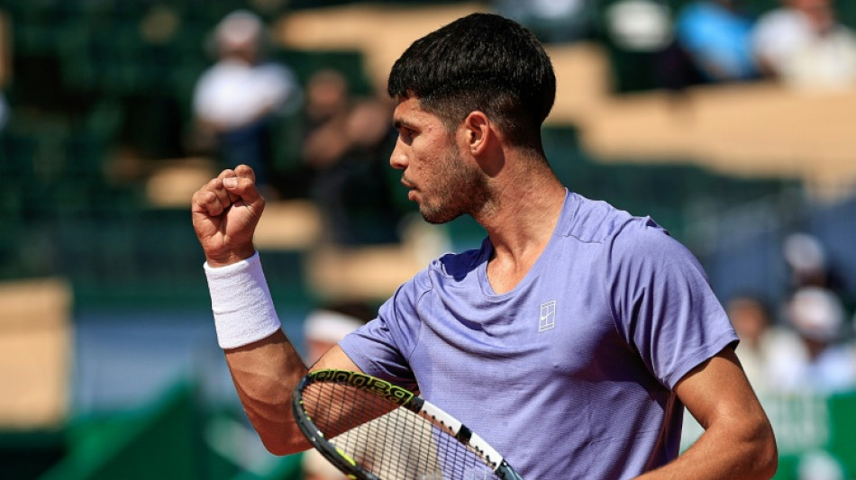 Alcaraz atropela Altmaier e avan&ccedil;as &agrave;s quartas em Monte Carlo