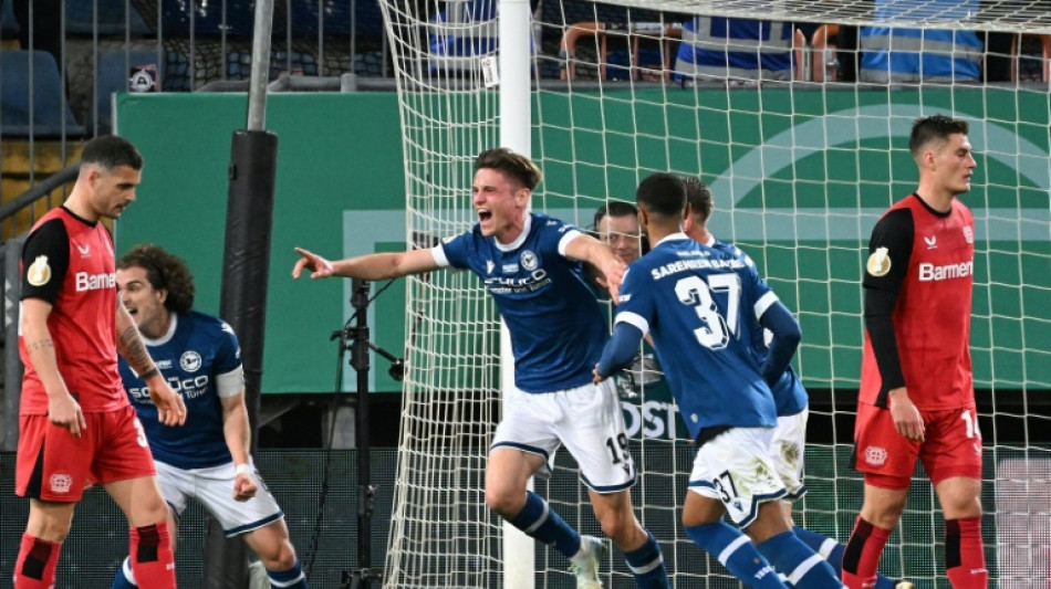 Bielefeld, da 3&ordf; divis&atilde;o, surpreende Leverkusen (2-1) e vai &agrave; final da Copa da Alemanha