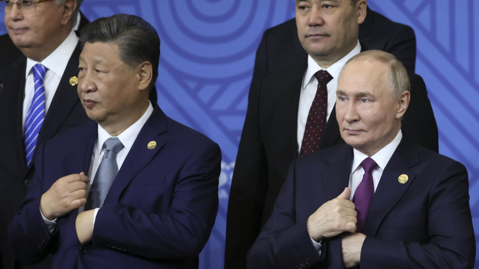 Cominciati al Cremlino i colloqui tra Putin e Xi Jinping